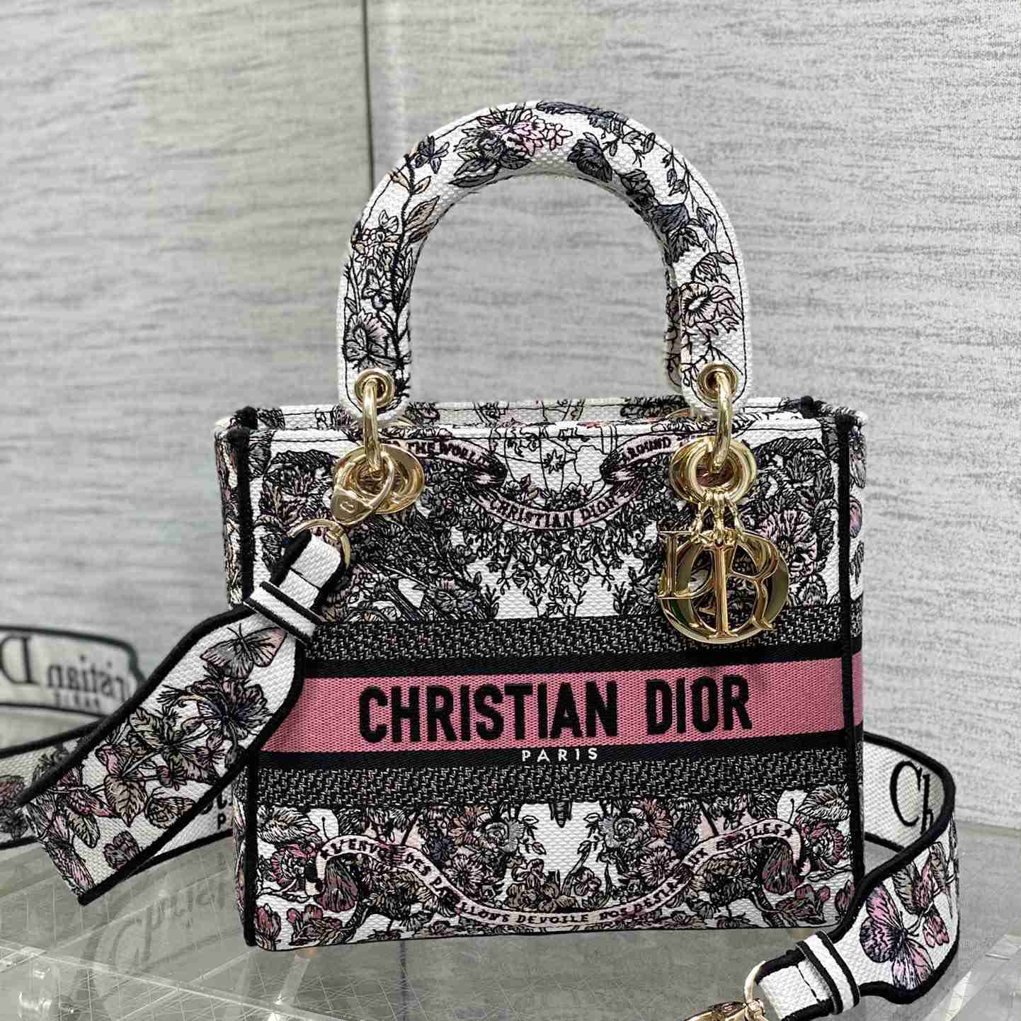 Dior Medium Lady D-lite Bag - FashionPlug