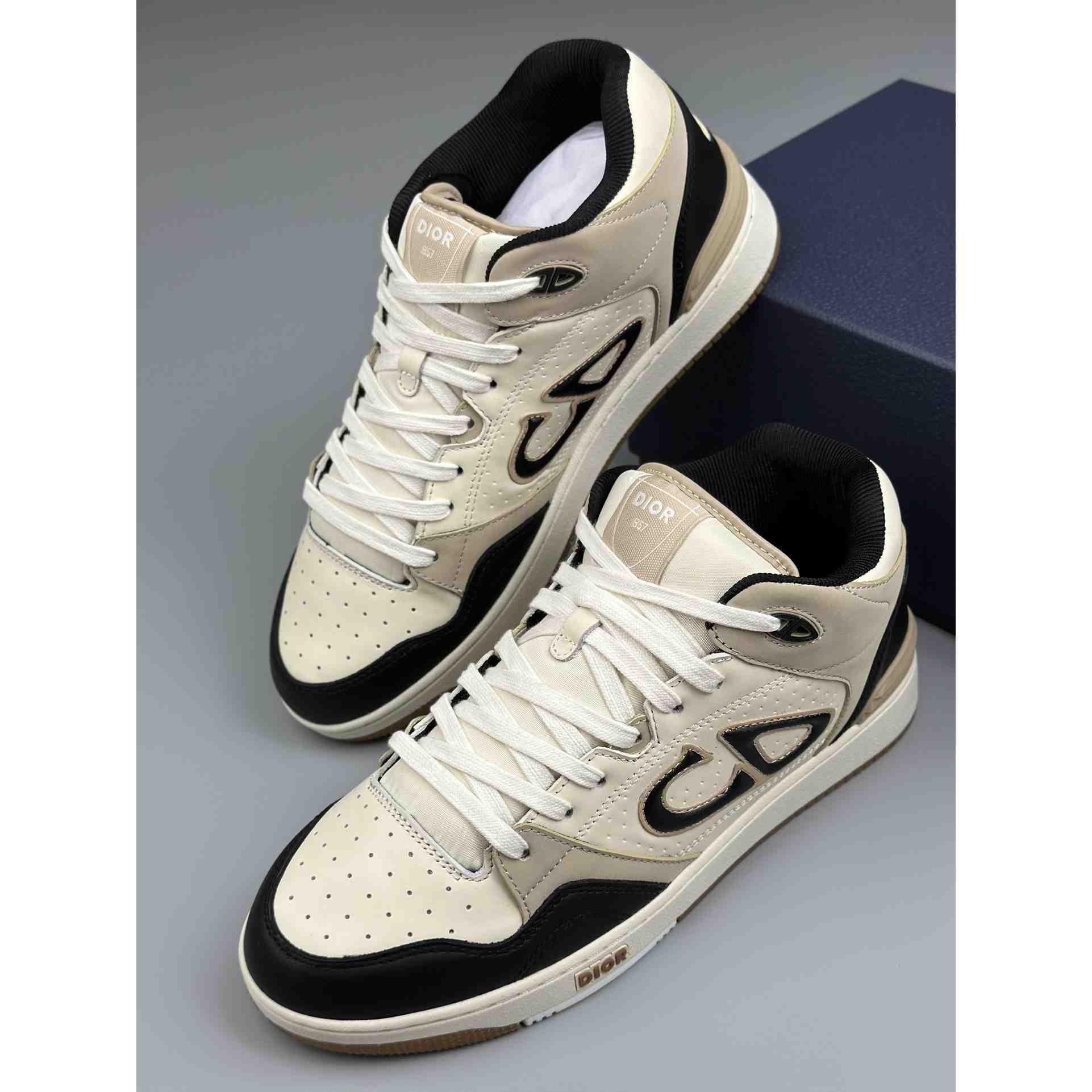 Dior B57 Mid-top Sneaker - FashionPlug