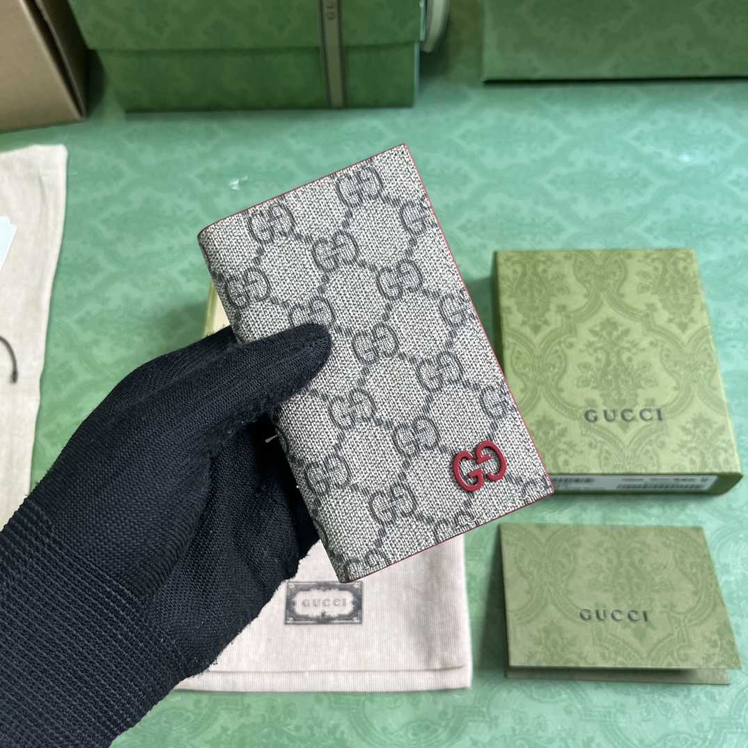 Gucci Long Card Case With GG Detail - FashionPlug