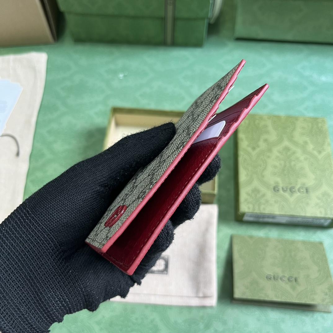 Gucci Long Card Case With GG Detail - FashionPlug