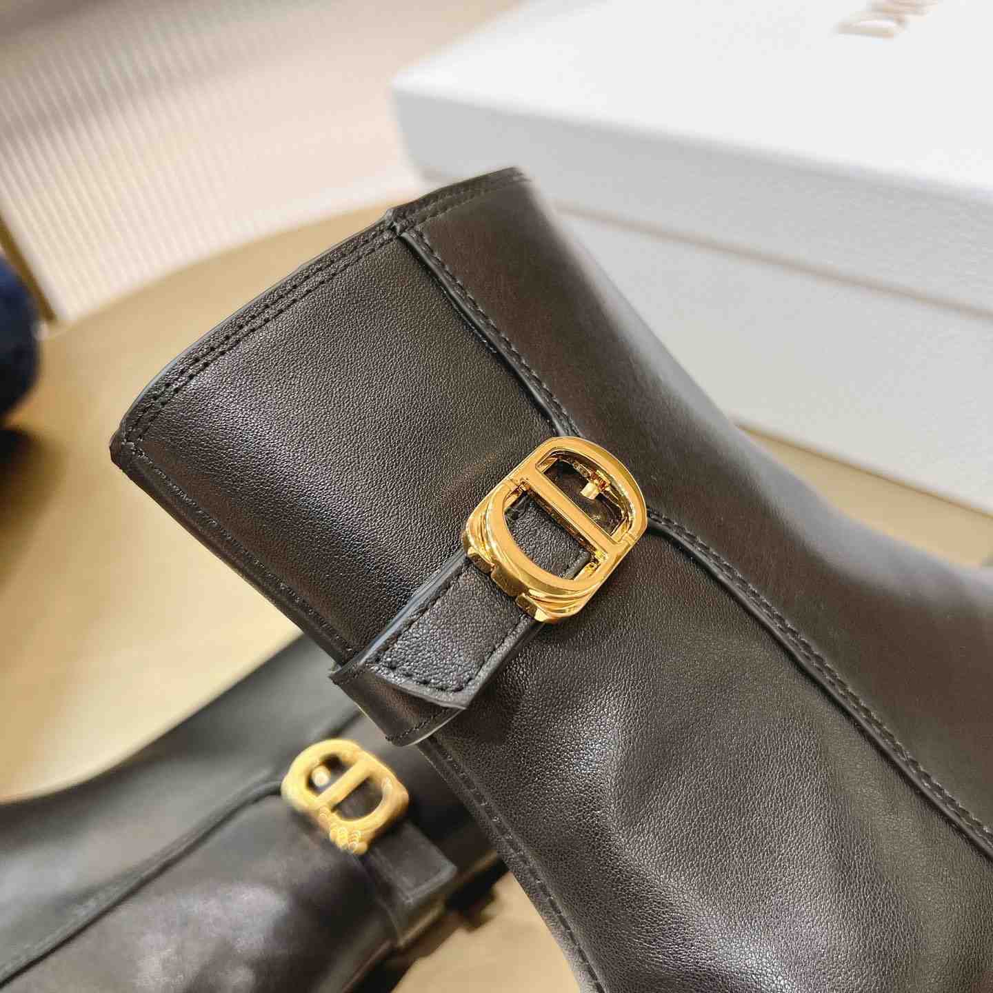 Dior 30 Montaigne Ankle Boot - FashionPlug
