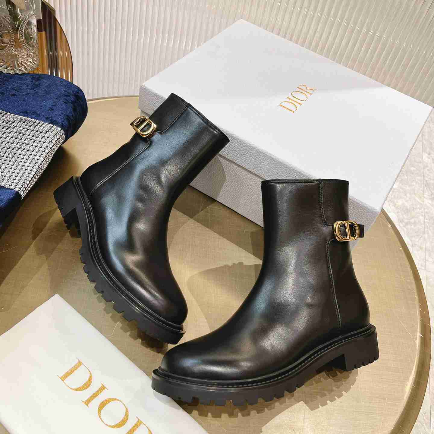 Dior 30 Montaigne Ankle Boot - FashionPlug