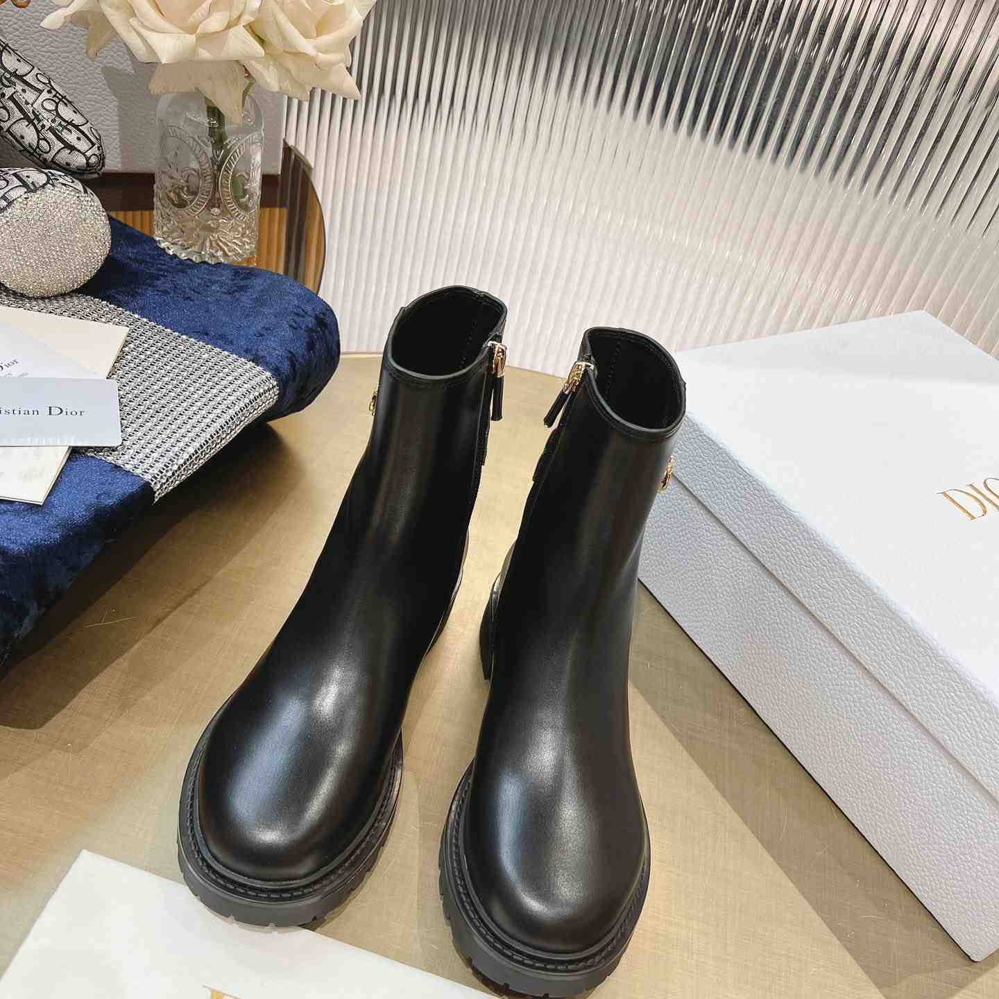 Dior 30 Montaigne Ankle Boot - FashionPlug