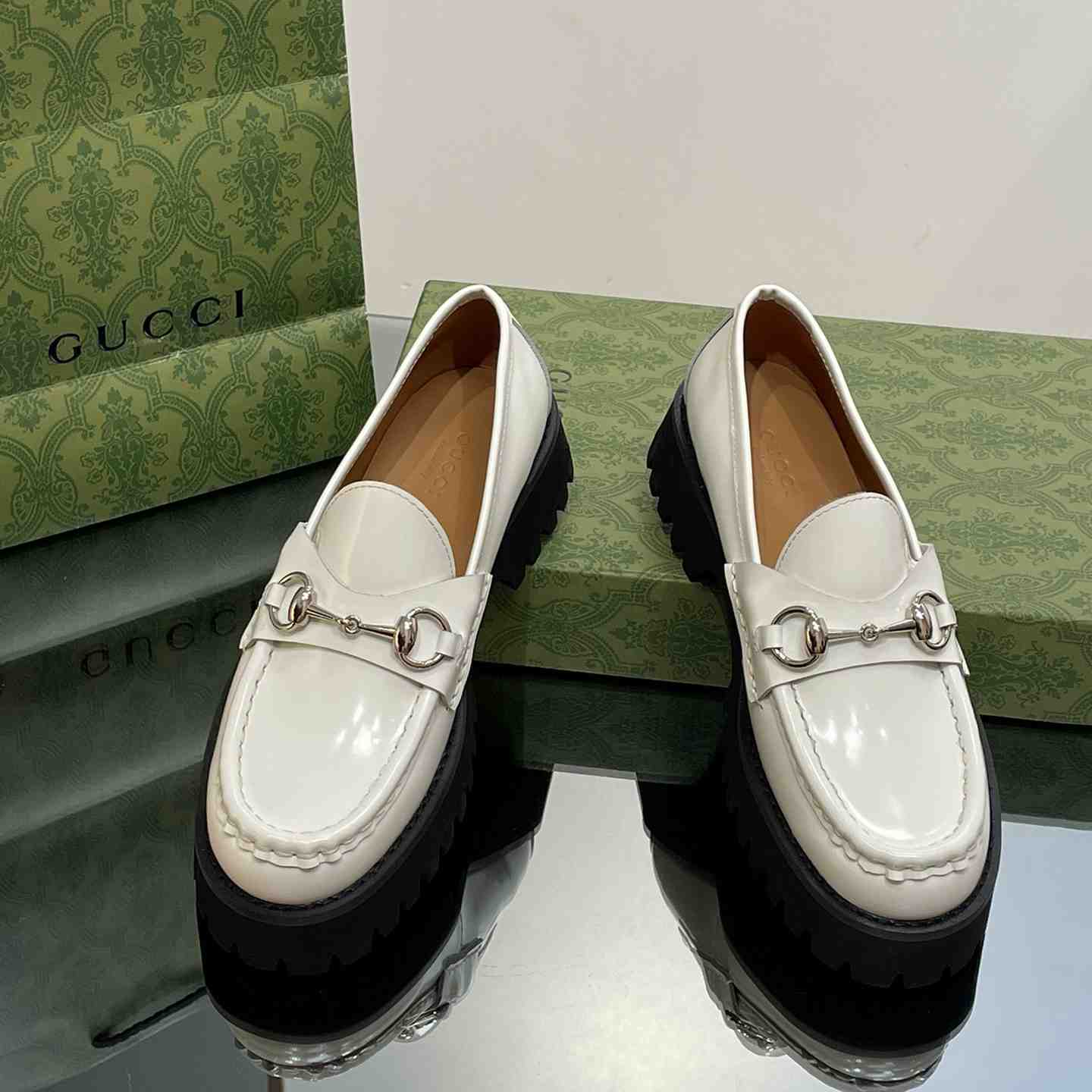 Gucci Women's Loafer With Horsebit - FashionPlug
