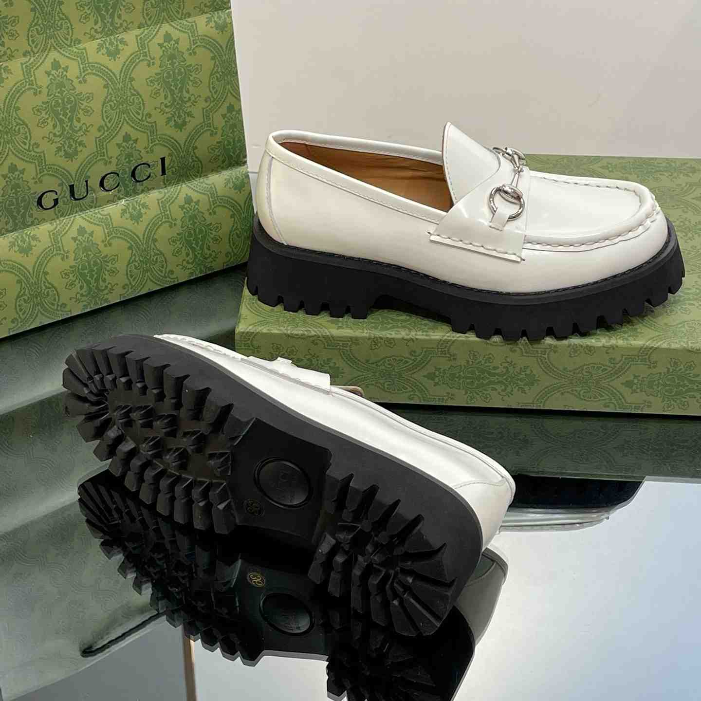 Gucci Women's Loafer With Horsebit - FashionPlug
