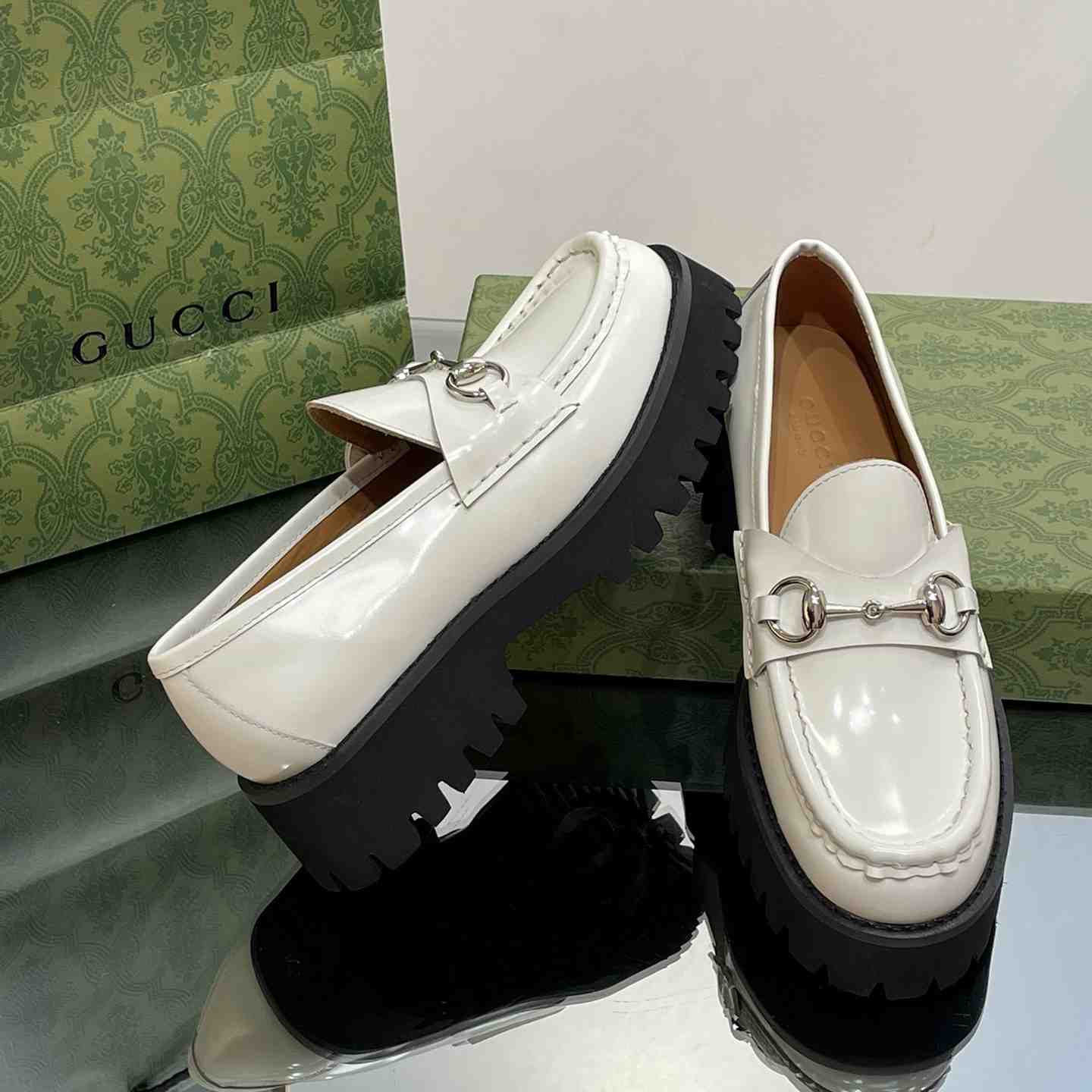 Gucci Women's Loafer With Horsebit - FashionPlug