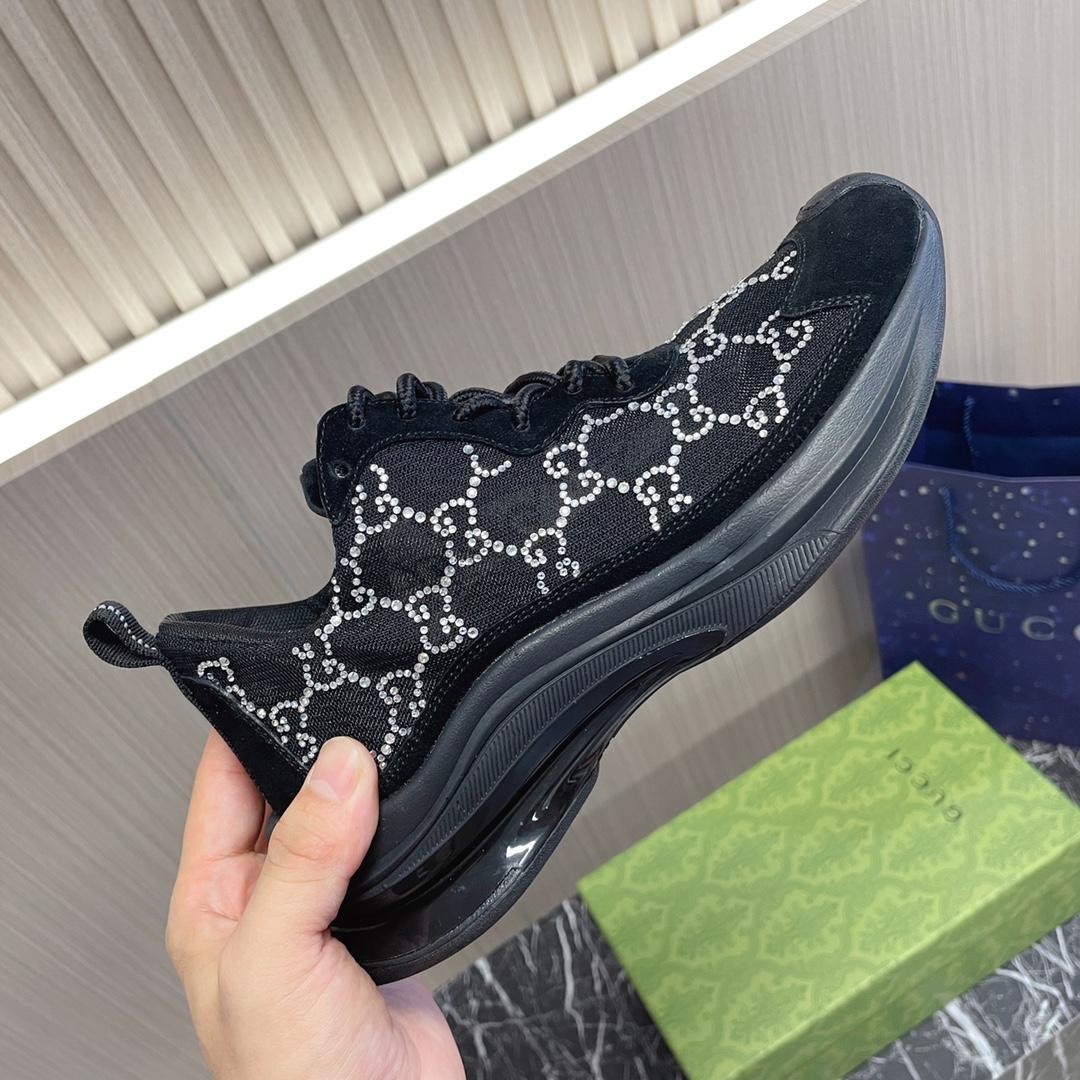 Gucci Women's Run Sneaker - FashionPlug