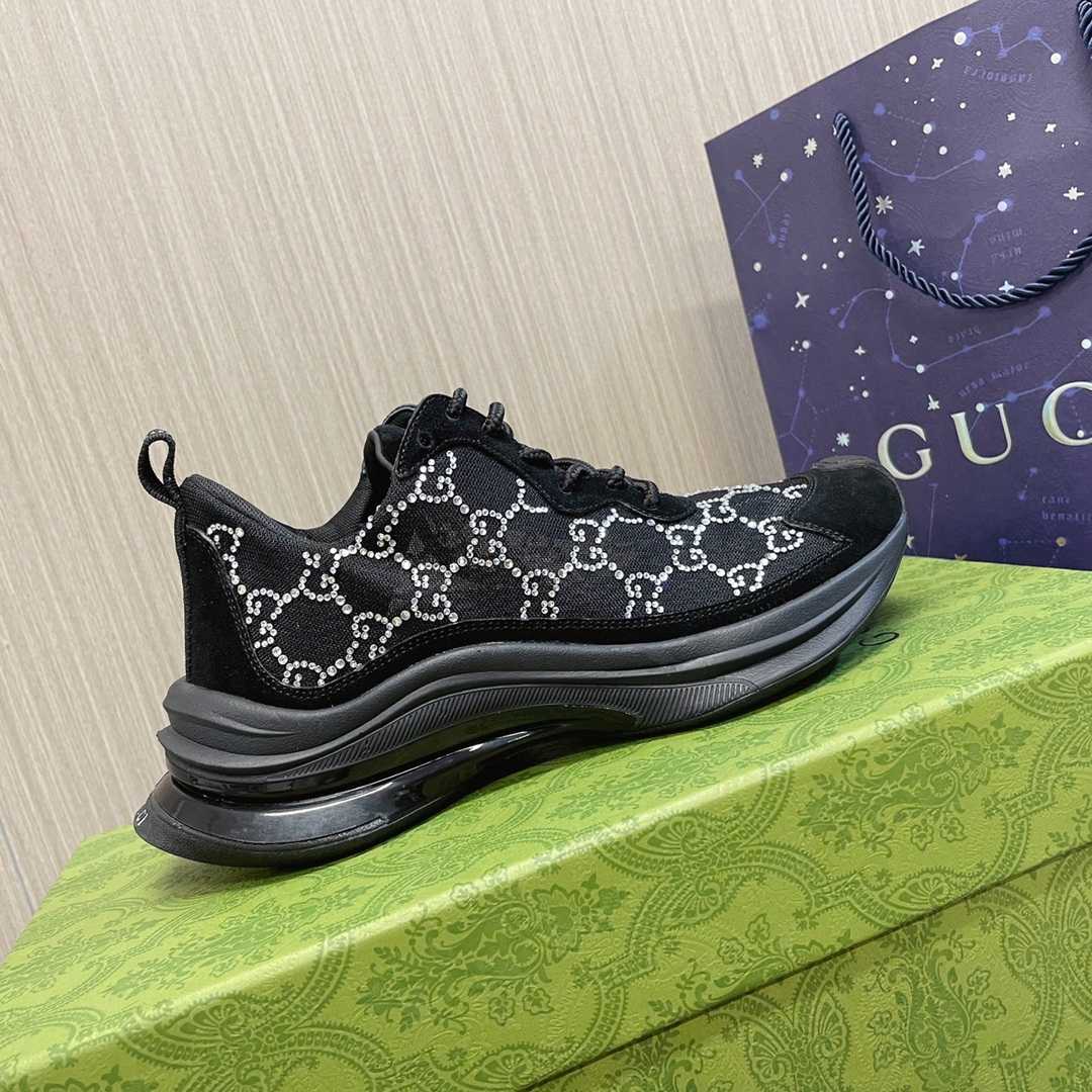 Gucci Women's Run Sneaker - FashionPlug