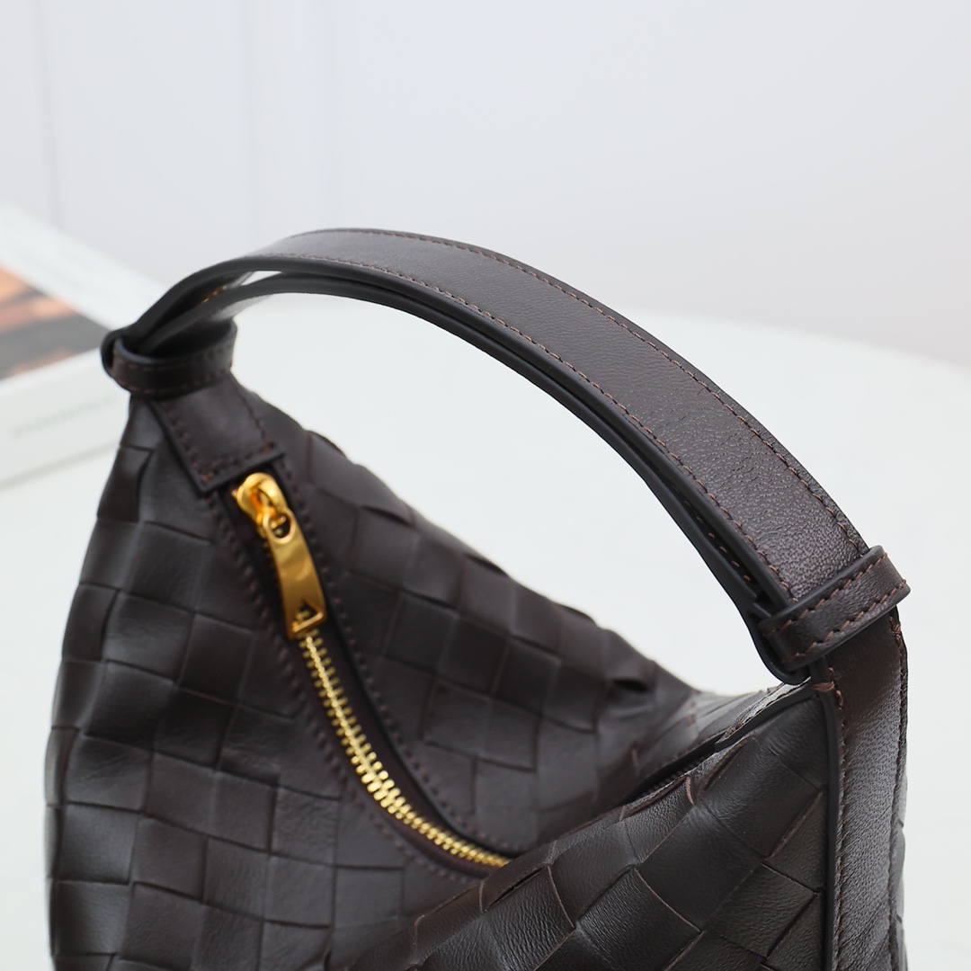 Bottega Veneta Mini Wallace - FashionPlug