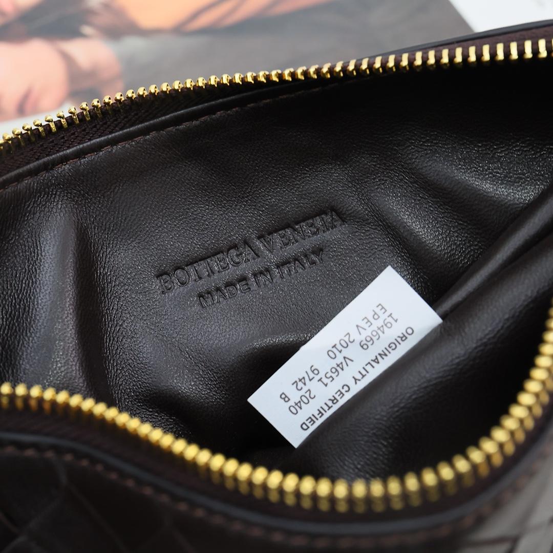 Bottega Veneta Mini Wallace - FashionPlug