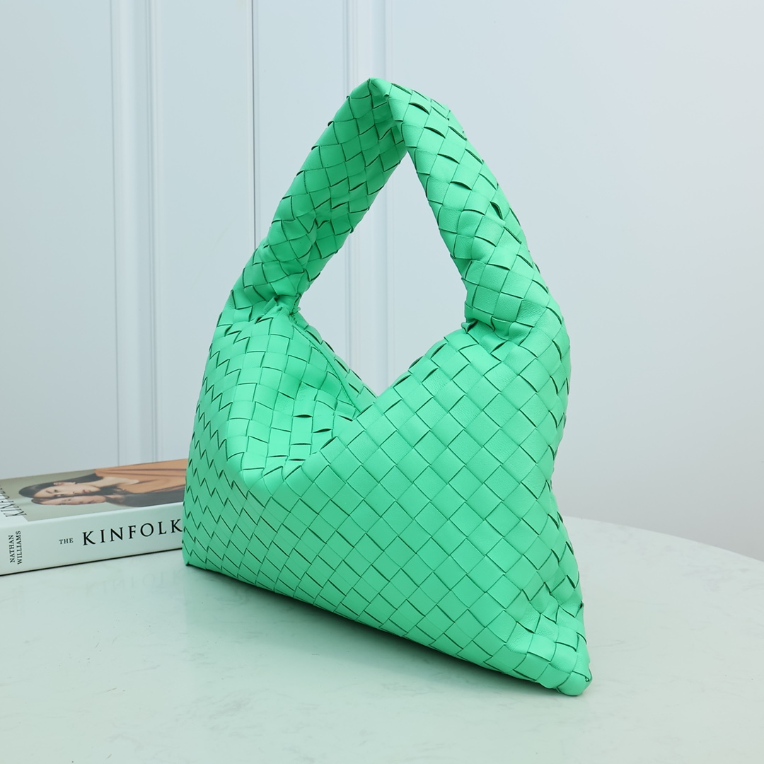Bottega Veneta Small Hop - FashionPlug