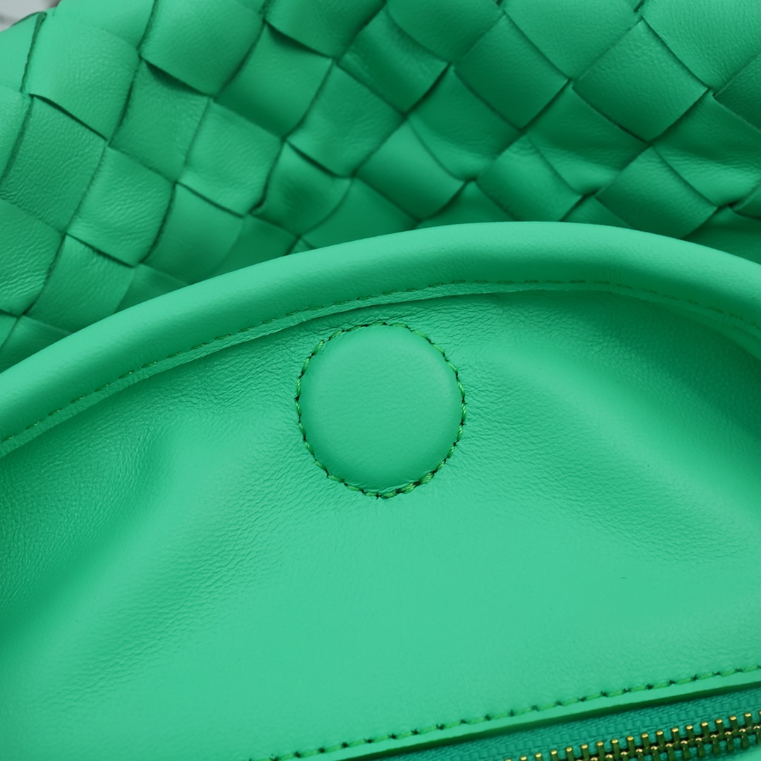 Bottega Veneta Small Hop - FashionPlug