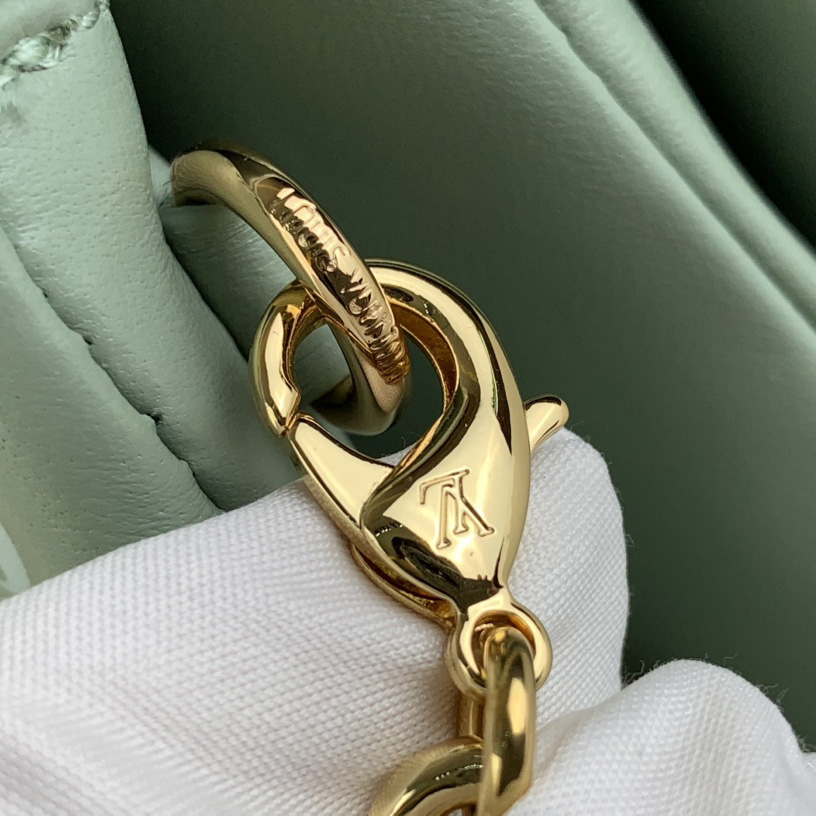 Louis Vuitton Pochette Coussin (20-14-8cm)   M82474 - FashionPlug