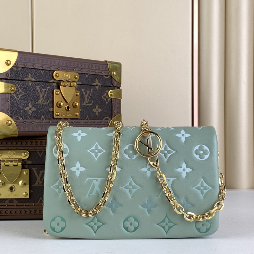 Louis Vuitton Pochette Coussin (20-14-8cm)   M82474 - FashionPlug