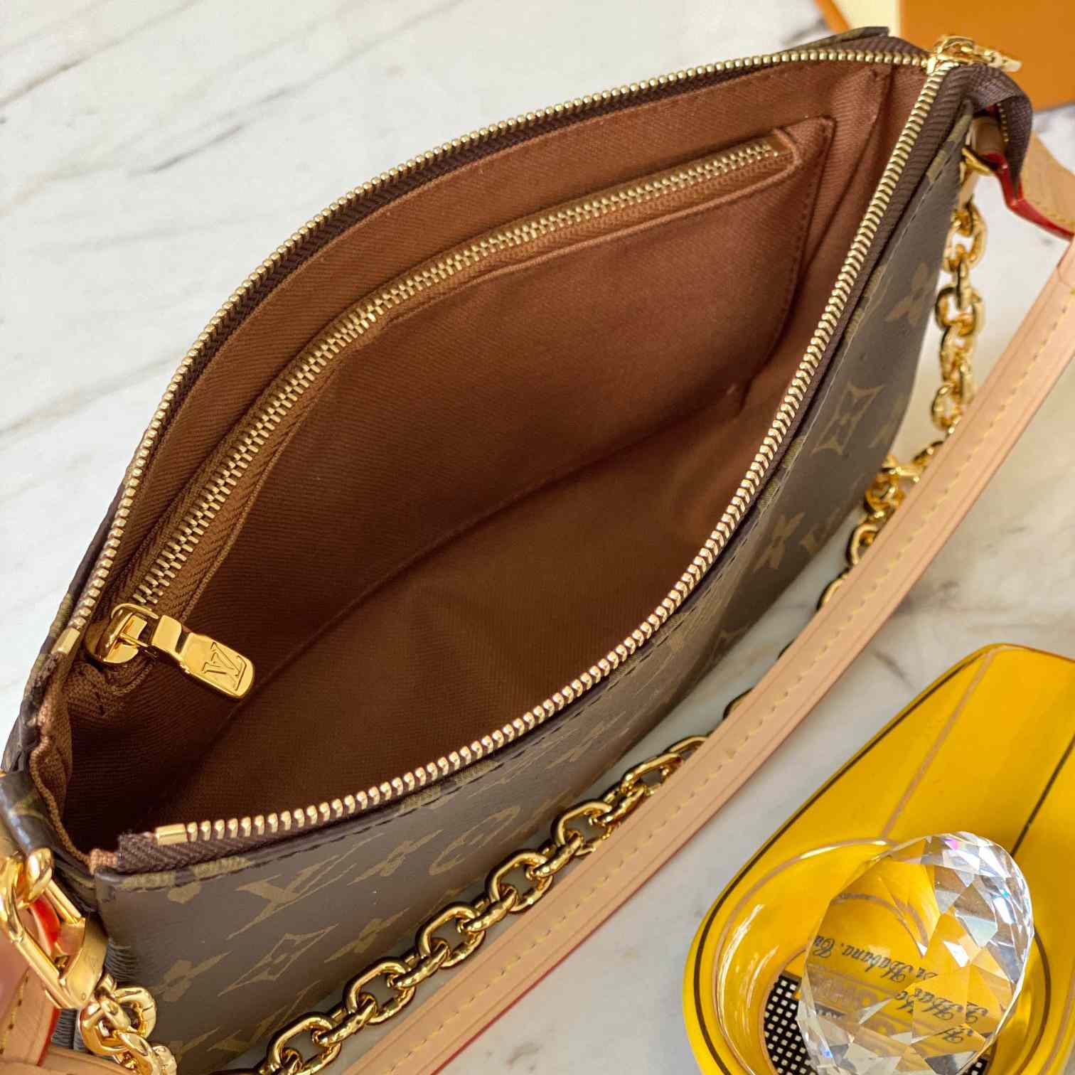 Louis Vuitton Pochette Accessoires  (23.5x13.5x4cm)  M82766 - FashionPlug