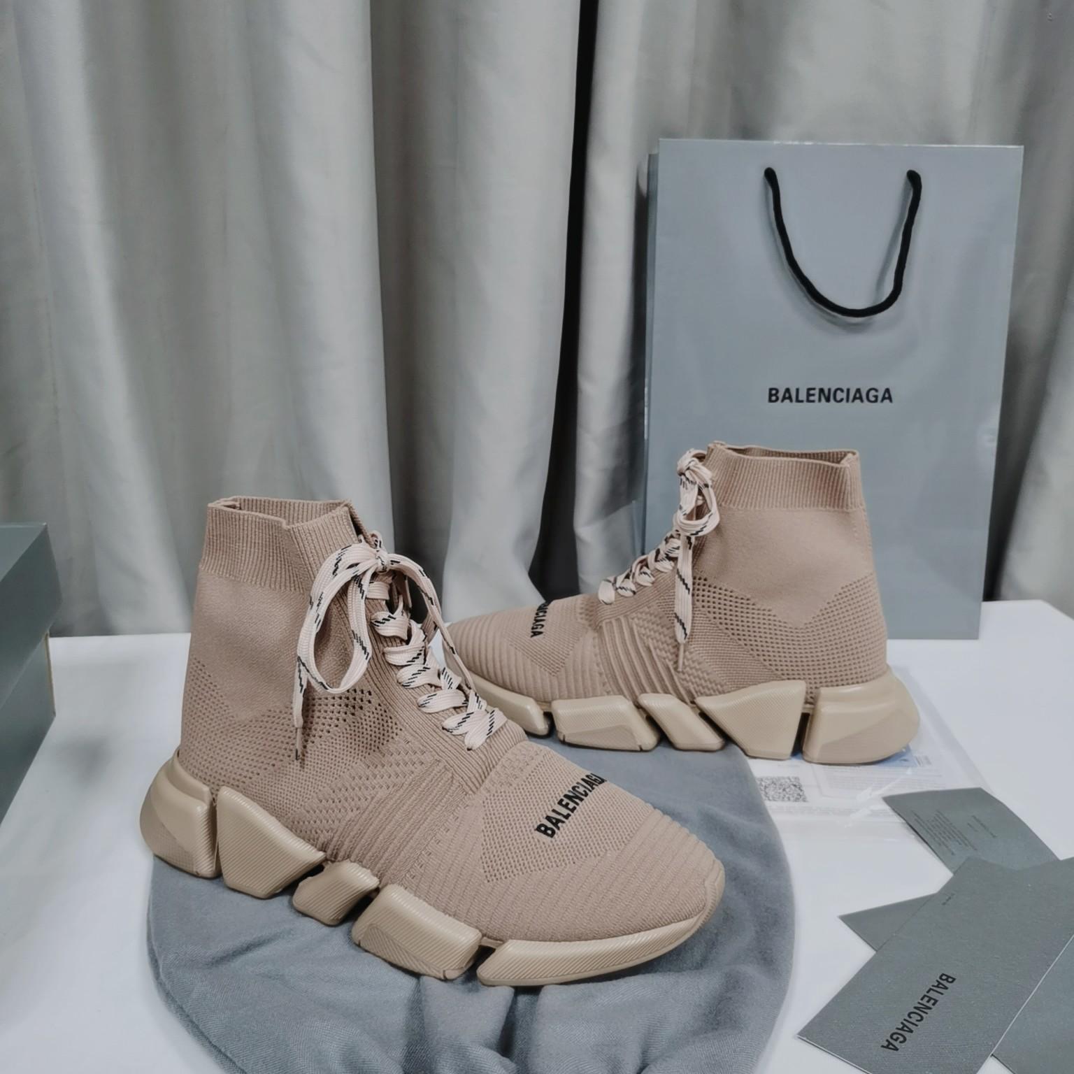 Balenciaga Speed 2.0 Lace Up Shoes - FashionPlug