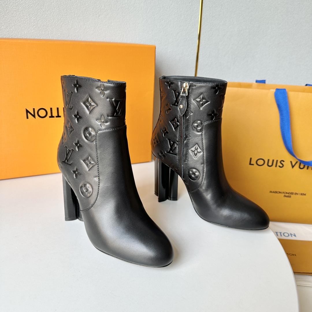 Louis Vuitton Silhouette Ankle Boot - FashionPlug