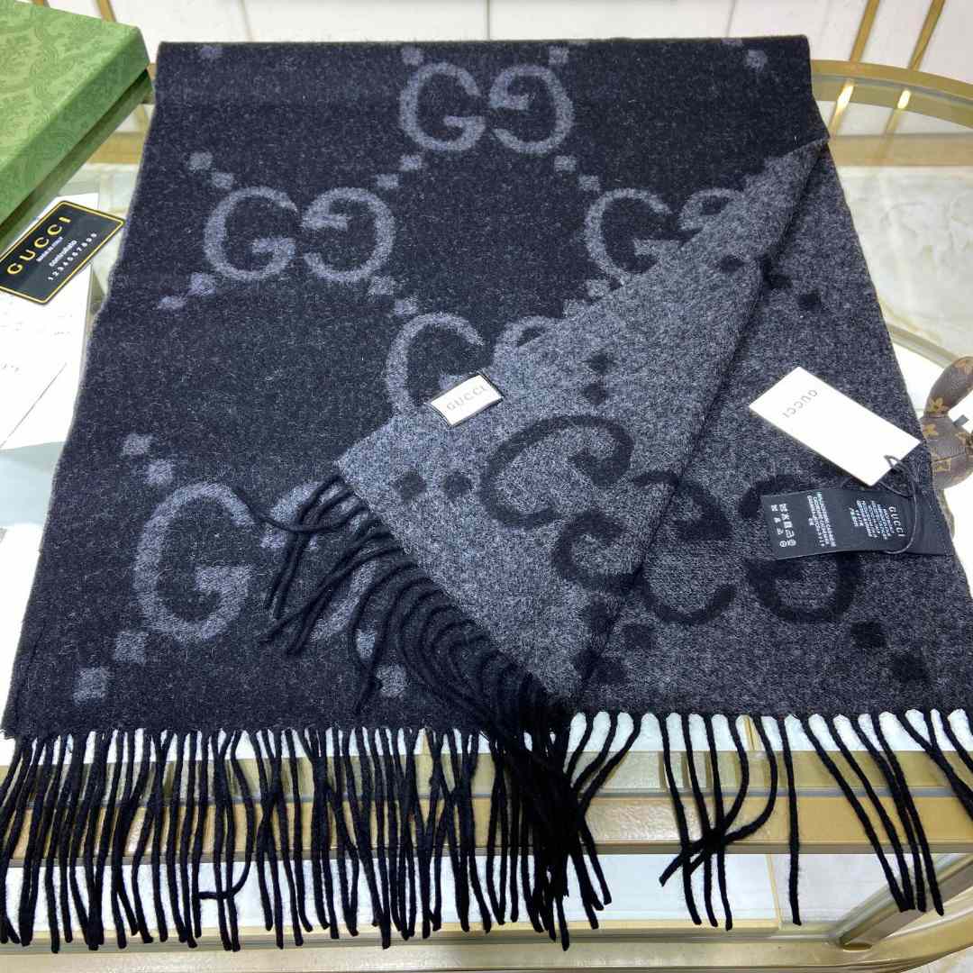 Gucci GG Cashmere Jacquard Scarf - FashionPlug