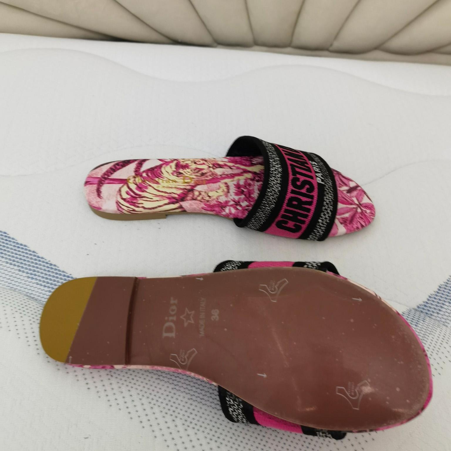 Dior Dway Slide - FashionPlug