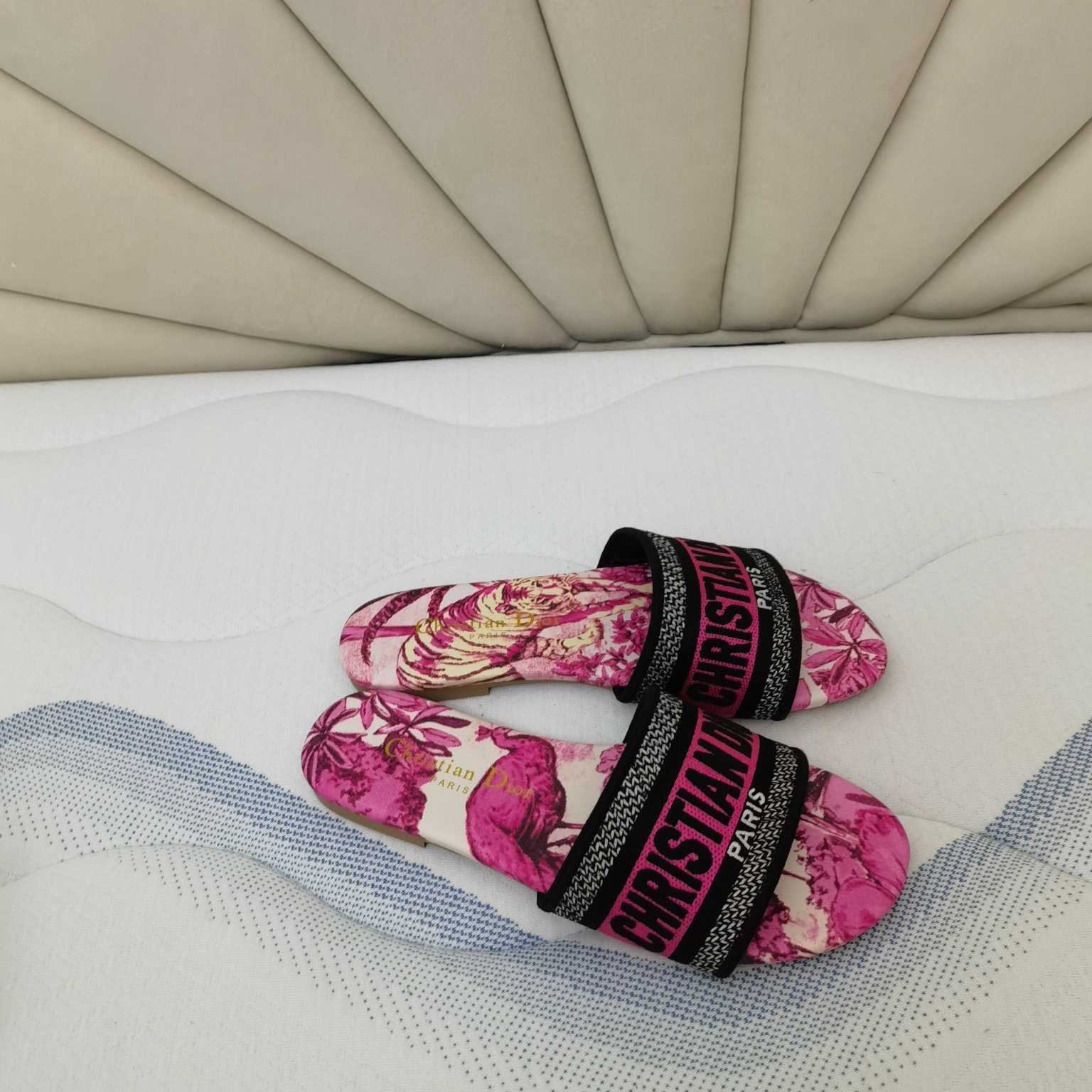 Dior Dway Slide - FashionPlug