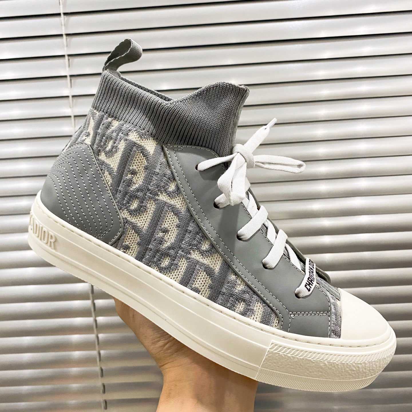 Dior Walk'n'Dior Sneaker - FashionPlug