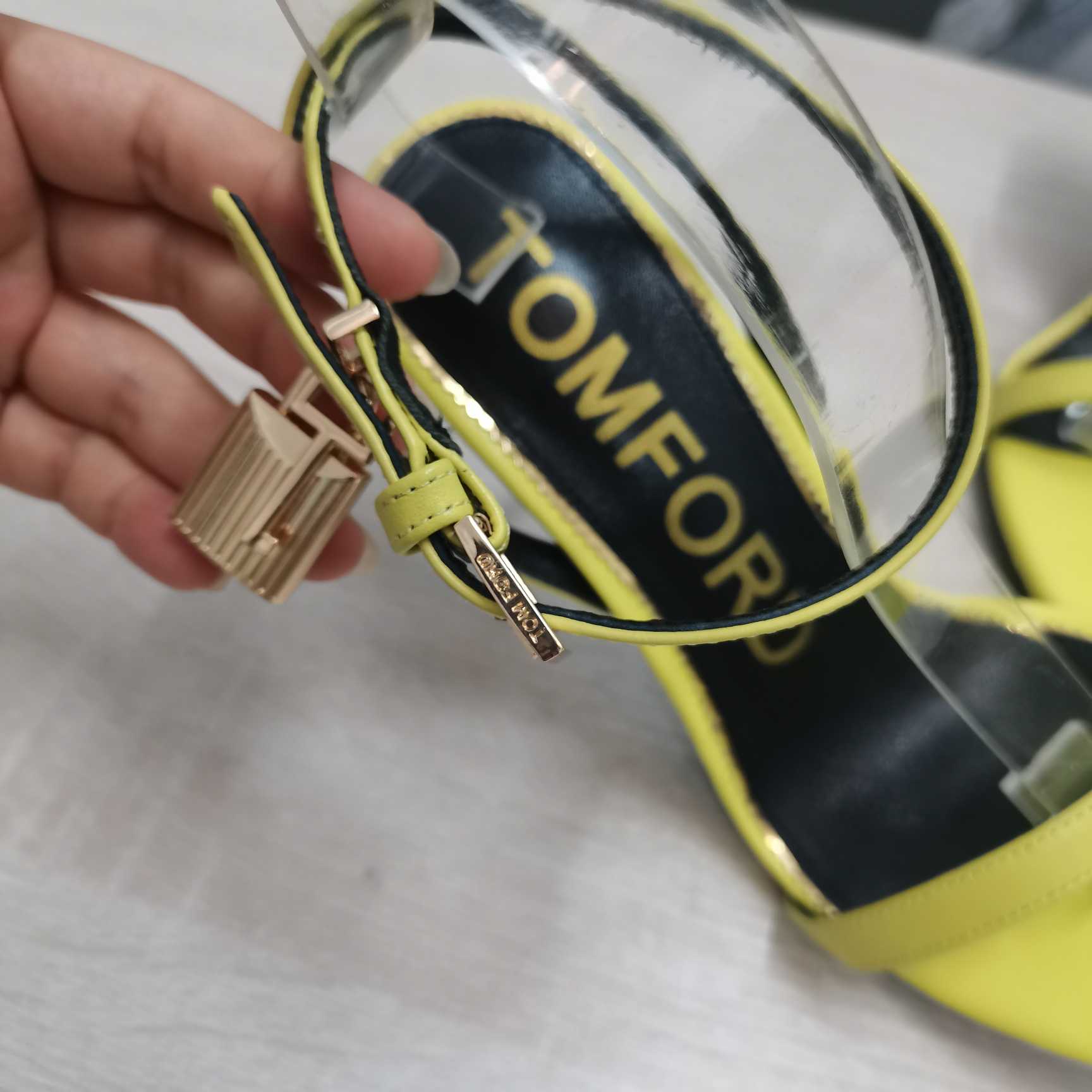 Tom Ford Naked 105mm Leather Sandals - FashionPlug
