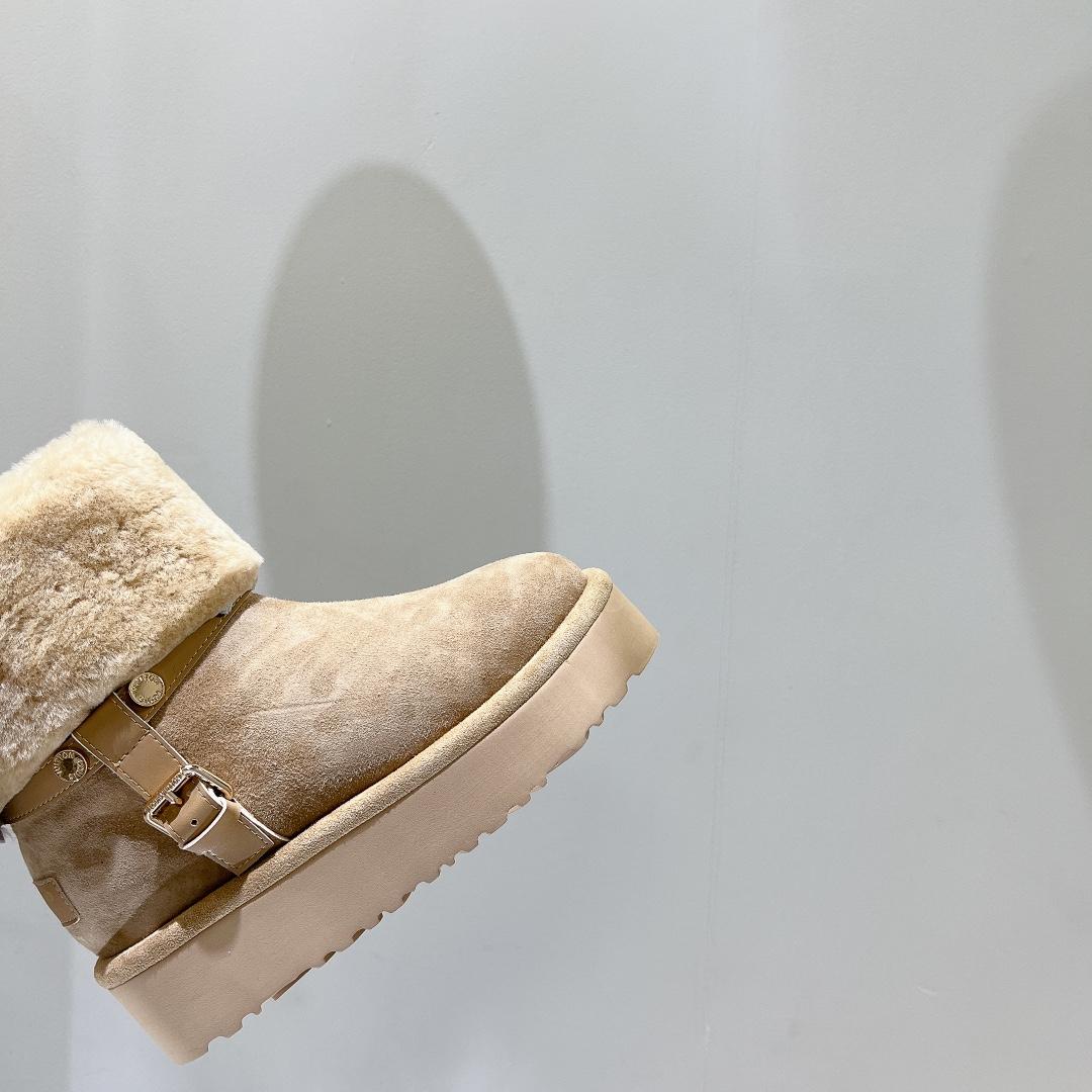 Louis Vuitton Aspen Platform Ankle Boot   - FashionPlug
