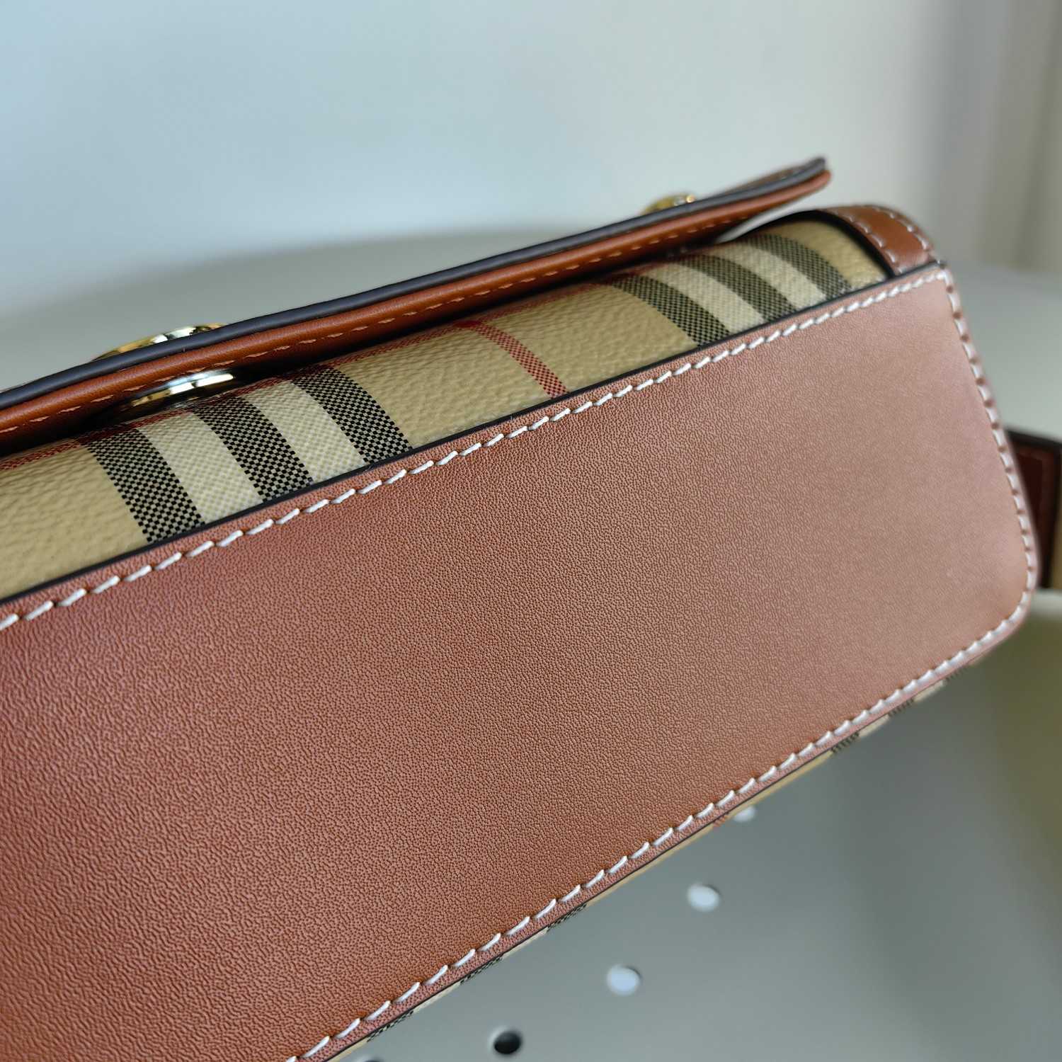 Burberry Top Handle Note Bag - FashionPlug