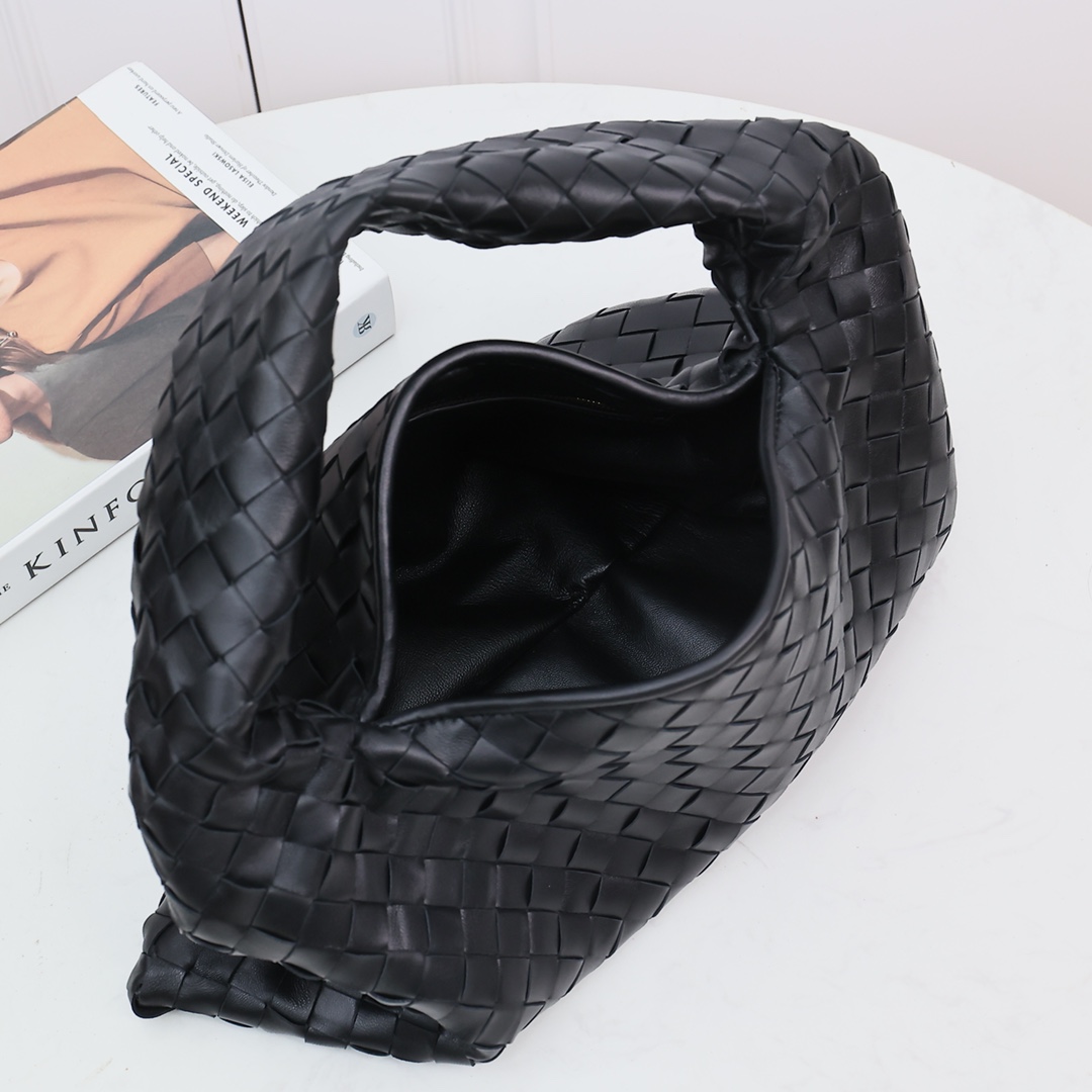 Bottega Veneta Small Hop - FashionPlug