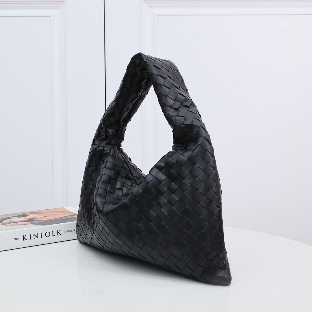 Bottega Veneta Small Hop - FashionPlug