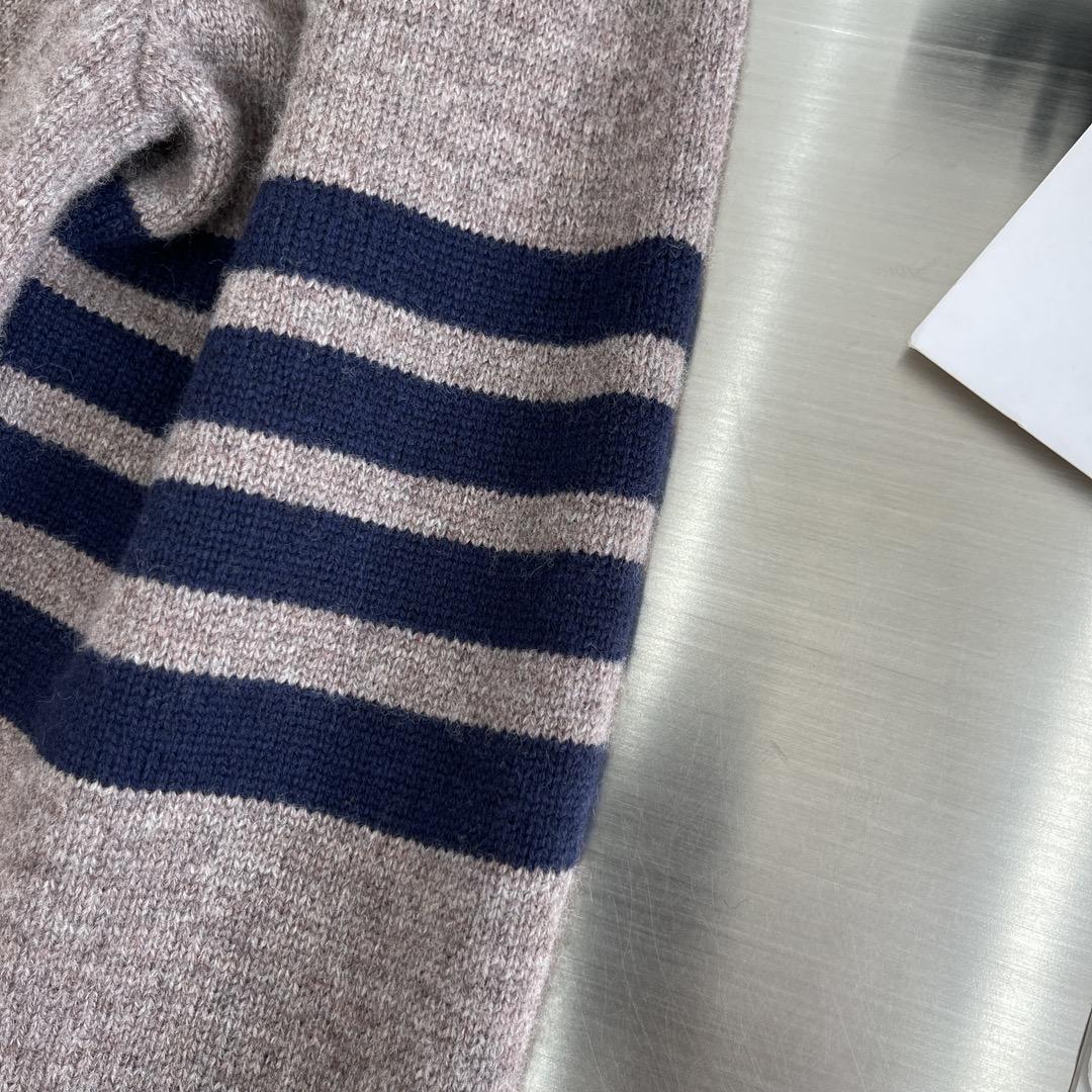 Thom Browne Shetland Wool Raglan 4-bar Crew Neck Pullover - FashionPlug