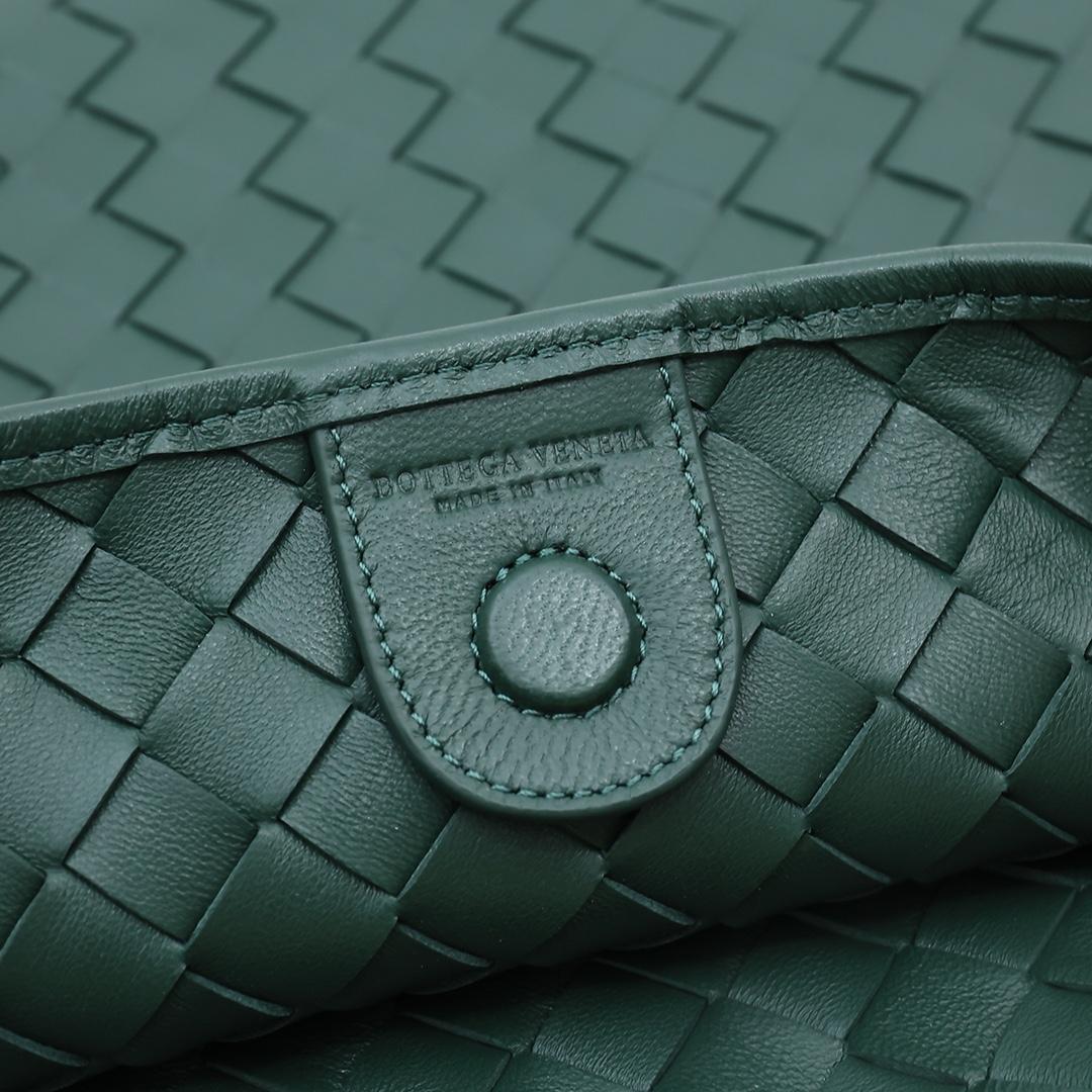 Bottega Veneta Medium Sardine - FashionPlug