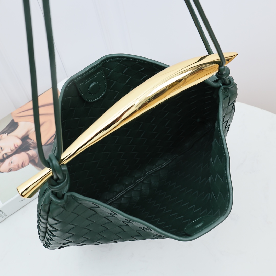 Bottega Veneta Medium Sardine - FashionPlug
