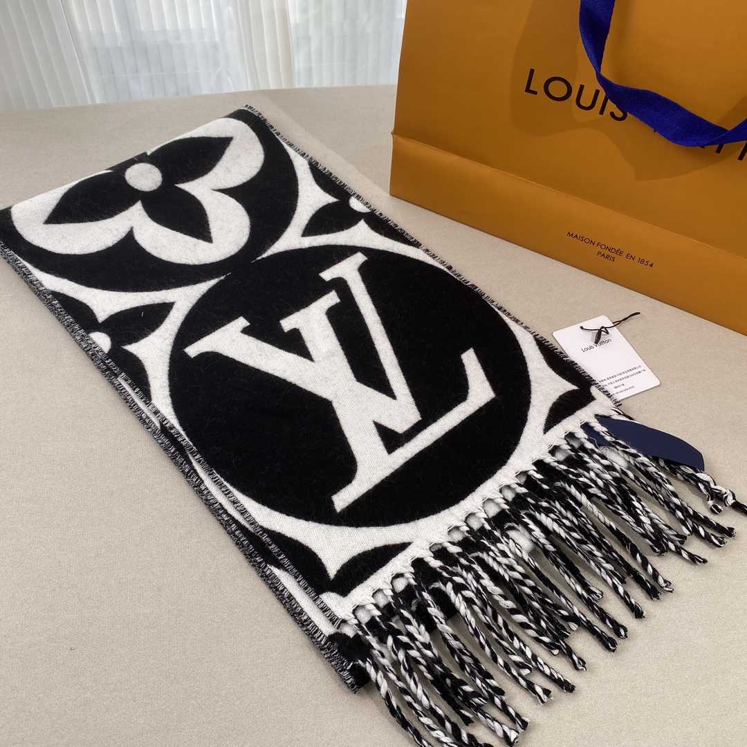 Louis Vuitton LV Medallion Scarf - FashionPlug
