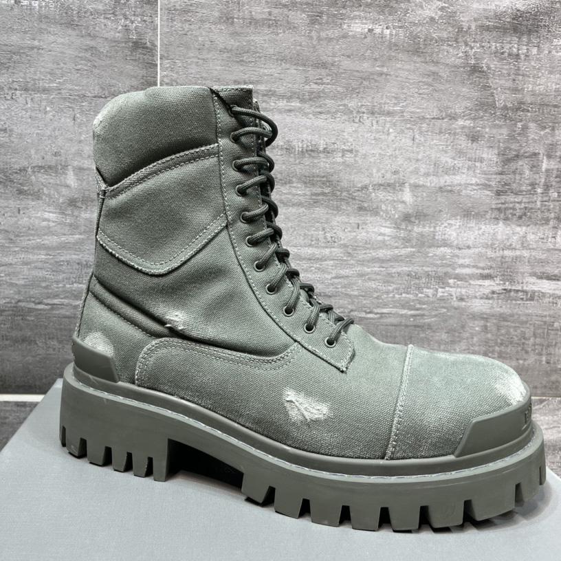 Balenciaga Men's Combat Strike 20mm Boot - FashionPlug