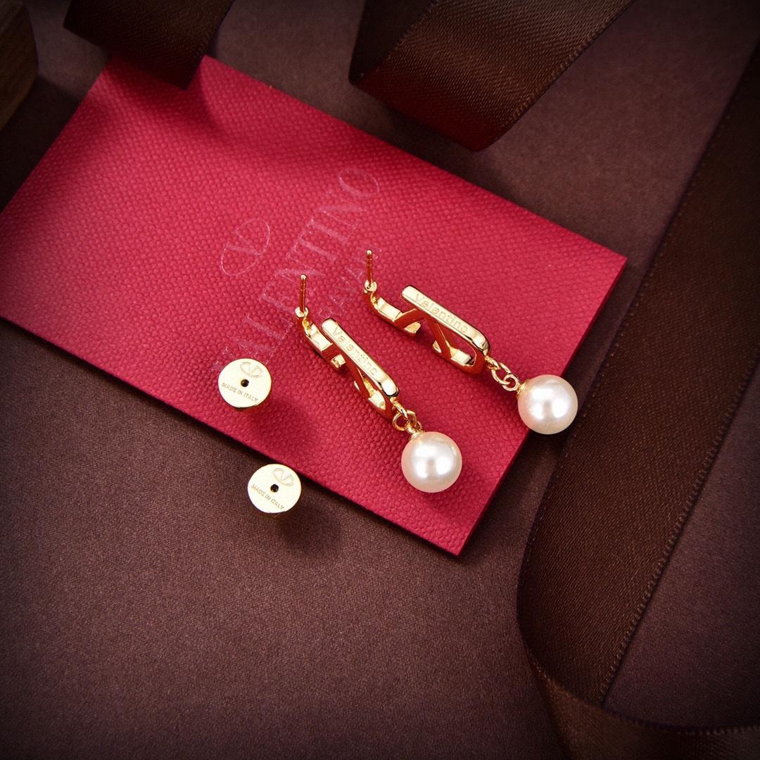 Valenti VLogo Pearl Gold Toned Earrings - FashionPlug