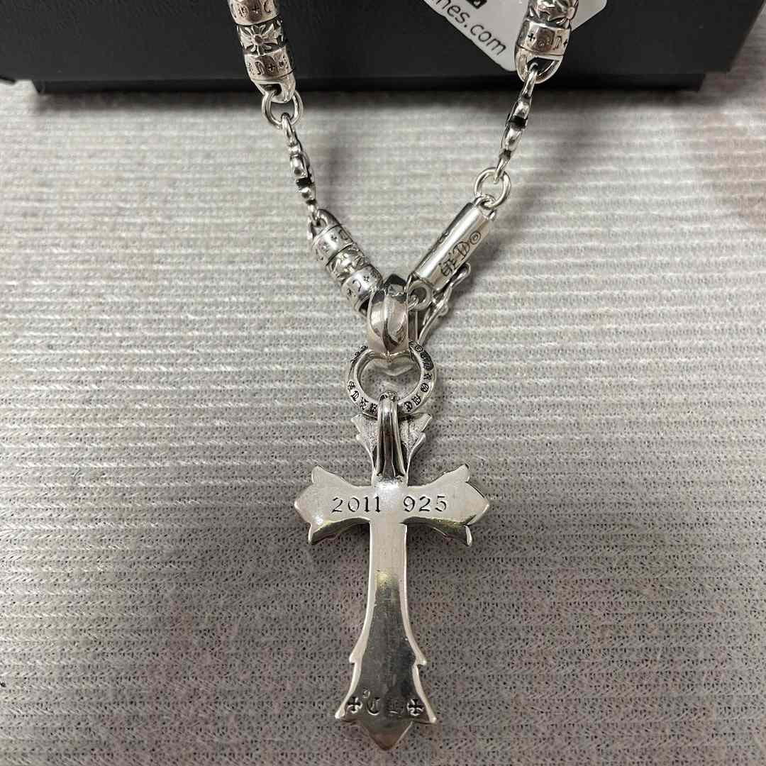 Chrome Heart Necklace   - FashionPlug