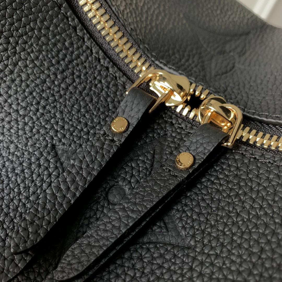 Louis Vuitton Loop Hobo  (38-26-10cm)   M46725 - FashionPlug