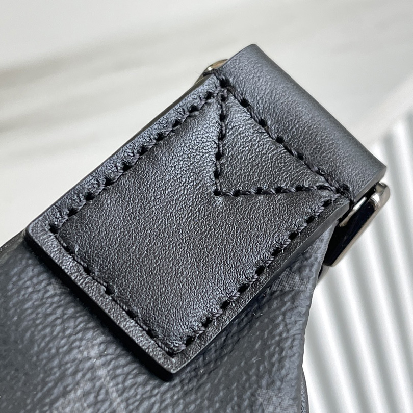 Louis Vuitton Discovery Bumbag Monogram Eclipse Black (37*30*6cm) - FashionPlug