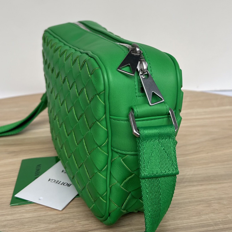 Bottega Veneta Intrecciato Duo Bag - FashionPlug