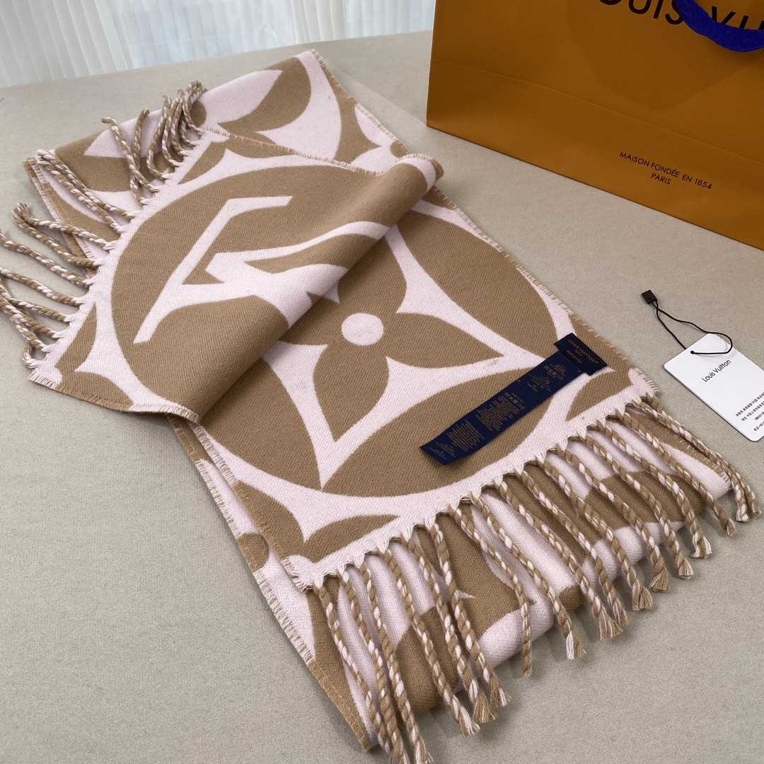 Louis Vuitton LV Medallion Scarf - FashionPlug