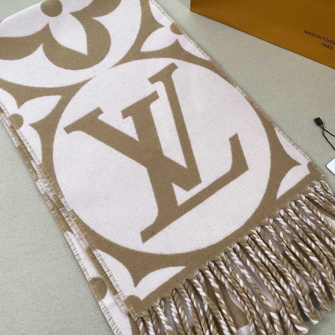 Louis Vuitton LV Medallion Scarf - FashionPlug