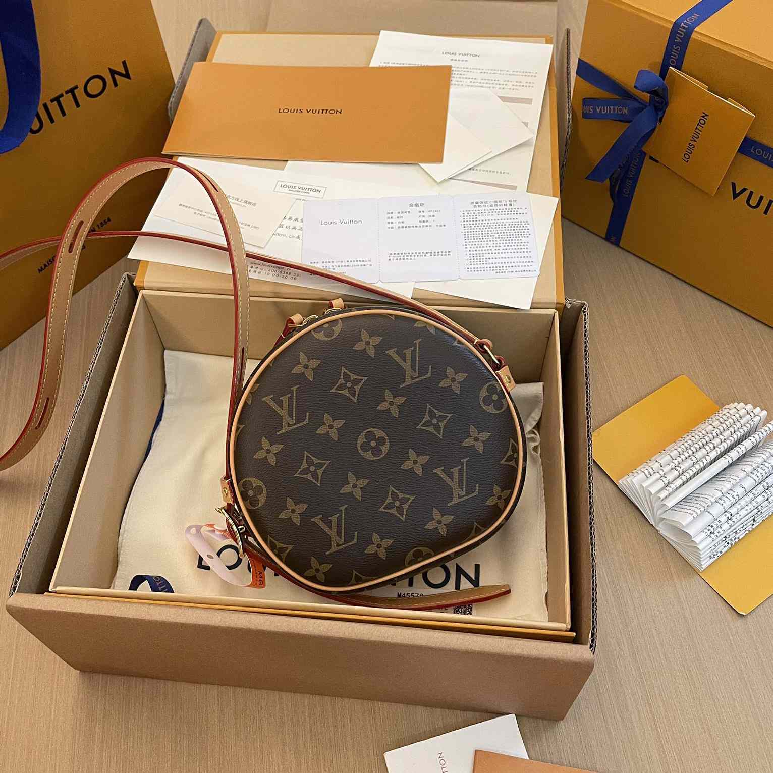 Louis Vuitton Boite Chapeau Souple PM (17x18x7cm)  M45578 - FashionPlug