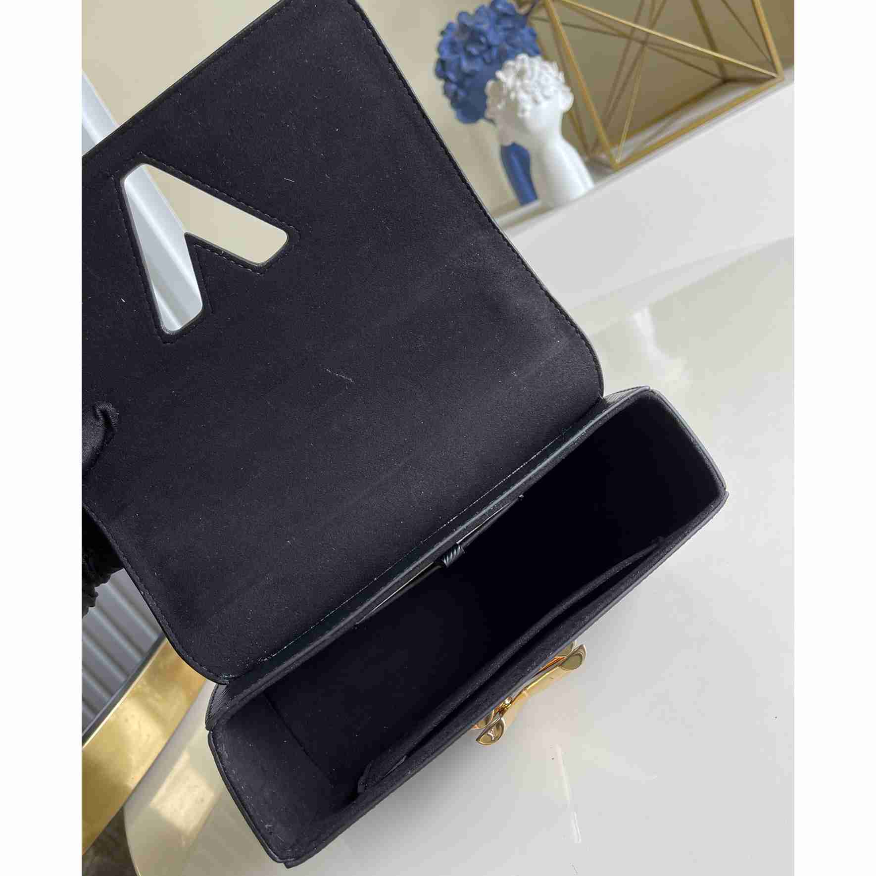 Louis Vuitton Twist MM    M21772  M50282 - FashionPlug