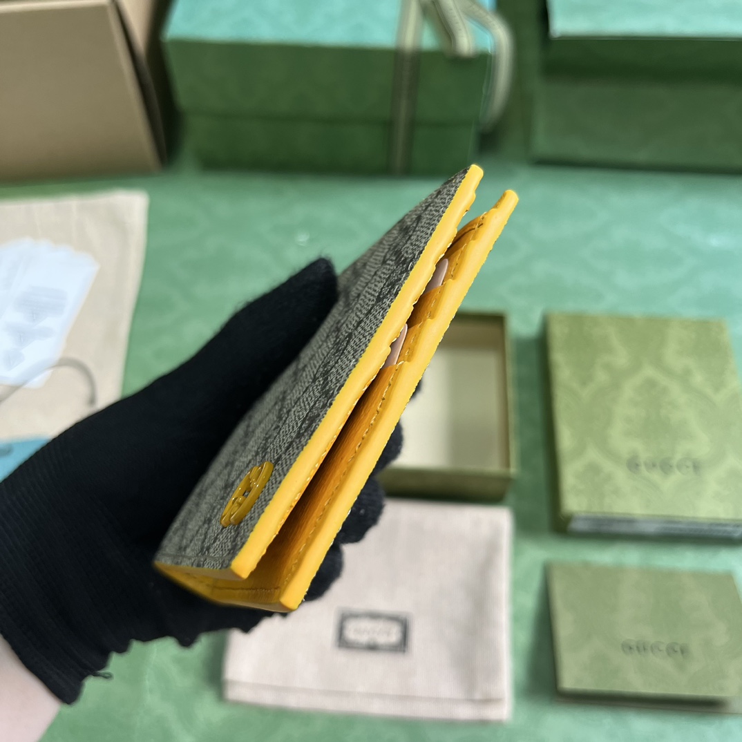 Gucci Wallet With GG Detail - FashionPlug