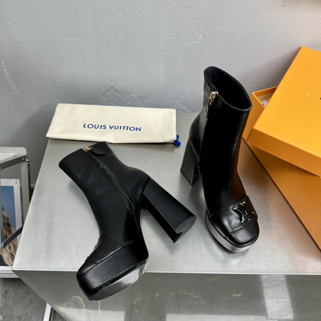 Louis Vuitton Shake Ankle Boot - FashionPlug