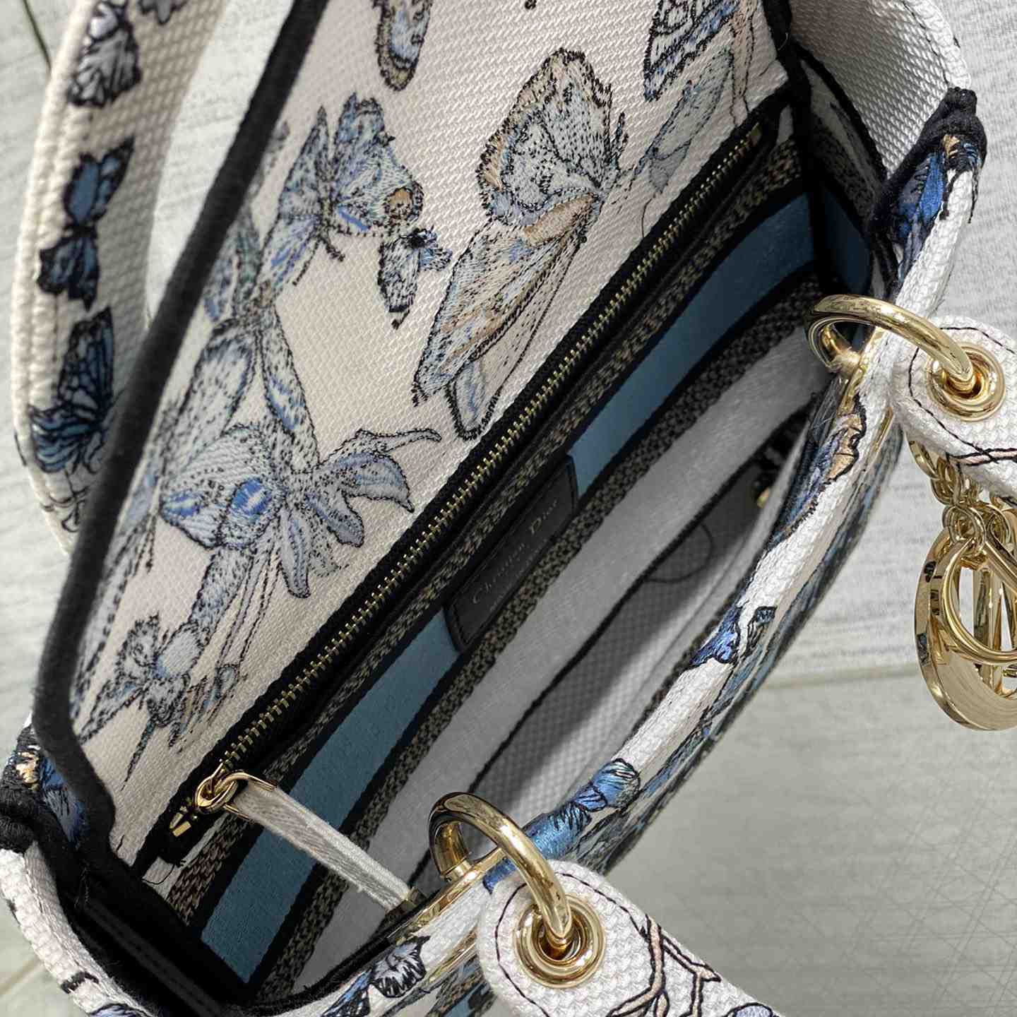 Dior Medium Lady D-lite Bag - FashionPlug