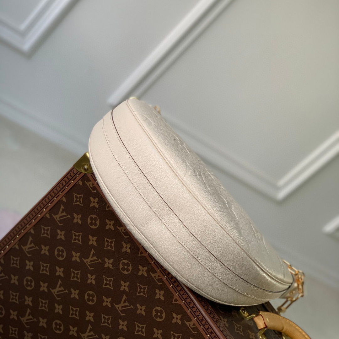 Louis Vuitton Loop Hobo  (38-26-10cm)   M46739 - FashionPlug