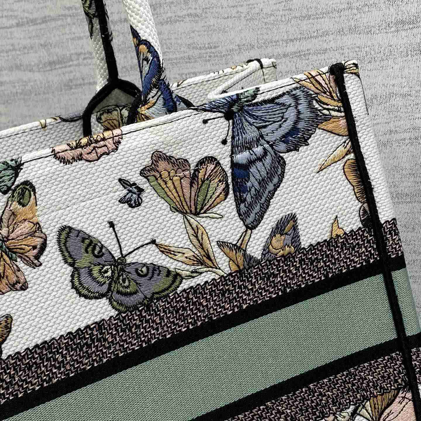 Dior Medium Dior Book Tote - FashionPlug