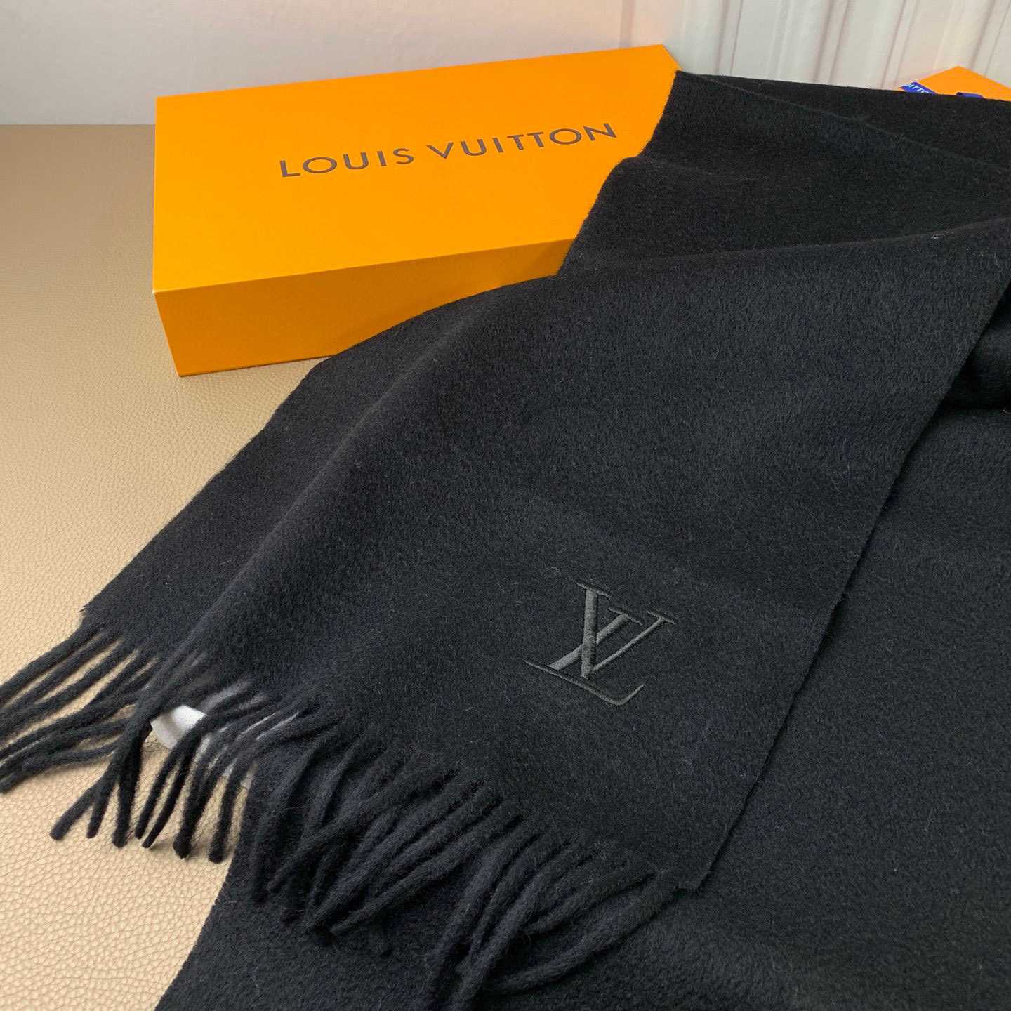 Louis Vuitton Jhelam Scarf - FashionPlug